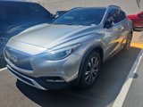 Used 2018 INFINITI QX30 Premium w/ Navigation Package image 2