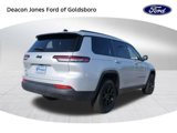 Used 2024 Jeep Grand Cherokee L Laredo image 3