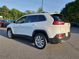 Used 2017 Jeep Cherokee Limited image 3