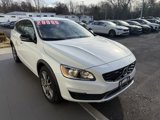 Used 2018 Volvo V60 T5 Cross Country image 5