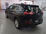 Used 2015 Jeep Cherokee Latitude w/ Comfort/Convenience Group image 4