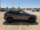 Used 2023 Jeep Cherokee Altitude Lux image 3