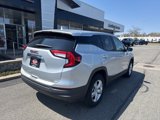 Used 2022 GMC Terrain SLE image 4