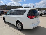 Used 2022 Chrysler Voyager LX image 6