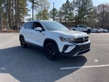Used 2023 Volkswagen Taos SE image 4