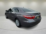 Used 2017 Toyota Camry LE image 5