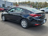 Used 2020 Hyundai Elantra SE w/ Winter Weather Package image 4