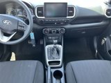 Certified 2022 Hyundai Venue SE image 5