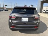 Used 2022 Jeep Compass Latitude image 4