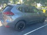 Used 2018 Nissan Rogue SV image 2