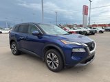 Used 2023 Nissan Rogue SV image 2