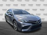 Used 2024 Toyota Camry SE image 2