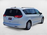 Used 2021 Chrysler Voyager Lxi image 5