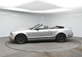 Used 2009 Ford Mustang Convertible image 2