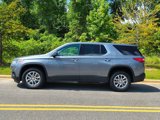 Used 2021 Chevrolet Traverse LS image 3