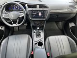 Used 2022 Volkswagen Tiguan SE image 3