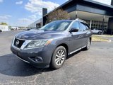 Used 2014 Nissan Pathfinder SV image 4