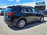 Used 2023 Chevrolet Equinox LT image 3