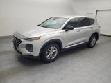 Used 2020 Hyundai Santa Fe SE image 2