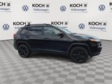 Used 2017 Jeep Cherokee High Altitude image 3