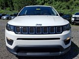 Used 2018 Jeep Compass Sport w/ Tech Group image 2