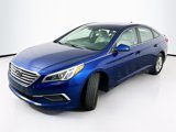 Used 2017 Hyundai Sonata SE image 2