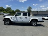 Used 2023 Jeep Gladiator Sport image 3