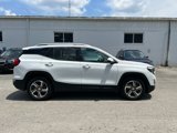 Used 2021 GMC Terrain SLT image 2