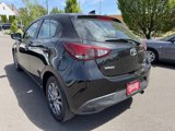 Used 2020 Toyota Yaris XLE image 4