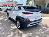 Used 2022 Hyundai Kona SEL image 3