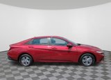 Certified 2024 Hyundai Elantra SE image 3