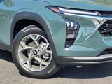 New 2025 Chevrolet Trax LT w/ Sunroof Package image 3
