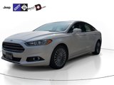 Used 2013 Ford Fusion Titanium image 2