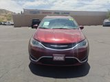 Used 2020 Chrysler Pacifica Touring-L image 6