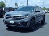 Used 2020 Volkswagen Atlas Cross Sport SE image 2