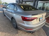 Used 2019 Volkswagen Jetta SE w/ Cold Weather Package image 2