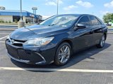 Used 2015 Toyota Camry SE image 3