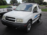 Used 1999 Chevrolet Tracker 4WD Convertible w/ Preferred Equipment Group 2 image 3