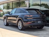 Used 2022 Porsche Cayenne Coupe image 3