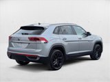 Used 2022 Volkswagen Atlas Cross Sport SE image 5