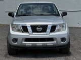 Used 2015 Nissan Frontier SV image 2