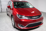 Used 2017 Chrysler Pacifica Touring-L Plus image 5