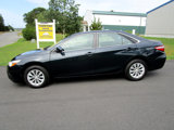 Used 2016 Toyota Camry LE image 2