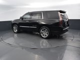 Used 2019 Cadillac Escalade Luxury image 3