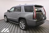 Used 2020 Cadillac Escalade Luxury image 3