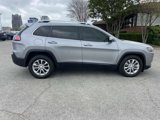 Used 2019 Jeep Cherokee Latitude w/ Popular Appearance Group image 4