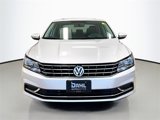 Used 2019 Volkswagen Passat 2.0T Wolfsburg image 2