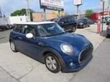 Used 2017 MINI Cooper 2-Door Hardtop image 2
