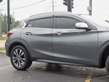 Used 2017 INFINITI QX30 Premium image 4