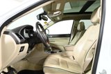 Used 2018 Jeep Grand Cherokee Overland image 3